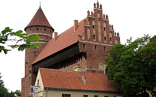Zwiedzanie ze specjalnym udziałem muzealników. Zobacz wystawę w olsztyńskim zamku z okazji 100-lecia plebiscytu